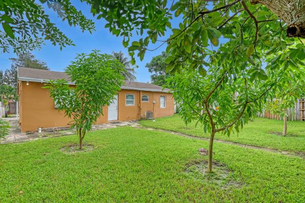 Rolling Green, 1627 NE 4th Ct, Boynton Beach, Florida 33435, image 1