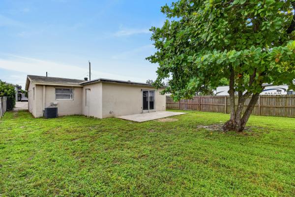 Addis Ababa, 1037 W 28th St, Riviera Beach, Florida 33404, image 1