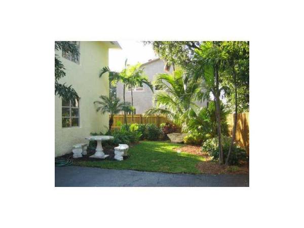 3421 NE 15th Ave #9, Oakland Park, Florida 33334, image 1