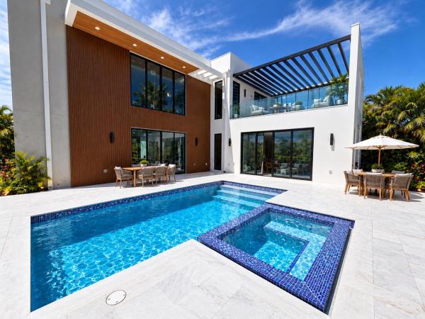 227 Edwards Ln, Palm Beach Shores, Florida 33404, image 1