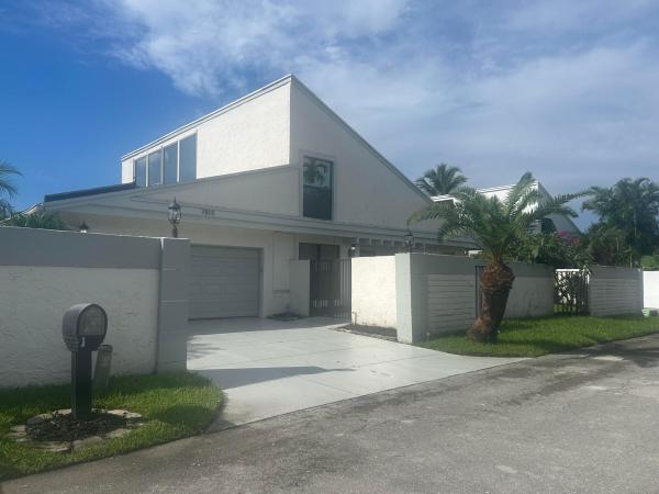 Canterbury, 7810 NW 4th St, Plantation, Florida 33324, image 1