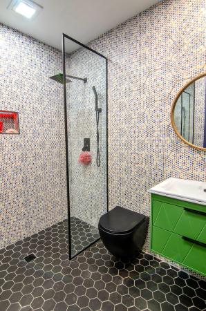 Middle River Estates, 1525 NE 27th St, Wilton Manors, Florida 33334, image 1