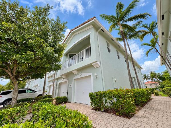 Thousand Oaks, 3069 Laurel Ridge Cir, Riviera Beach, Florida 33404, image 1