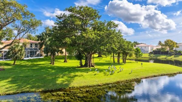 Hammocks At Riverglen, 4258 NW 1st Dr, Deerfield Beach, Florida 33442, image 1