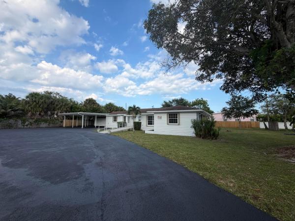 Del Ida Park, 202 Palm Ct, Delray Beach, Florida 33444, image 1