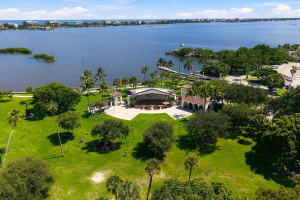 113 N Lakeside Dr #6, Lake Worth Beach, Florida 33460, image 1