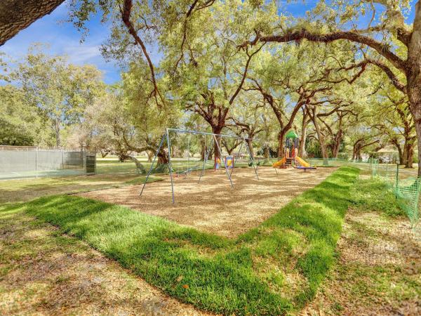 Poinciana Place Of Pine Island Ridge, 9460 Poinciana Pl #203, Davie, Florida 33324, image 1