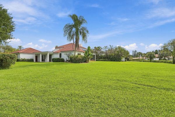 Meadowood Golf & Tennis Club, 2990 Conifer Dr, Fort Pierce, Florida 34951, image 1