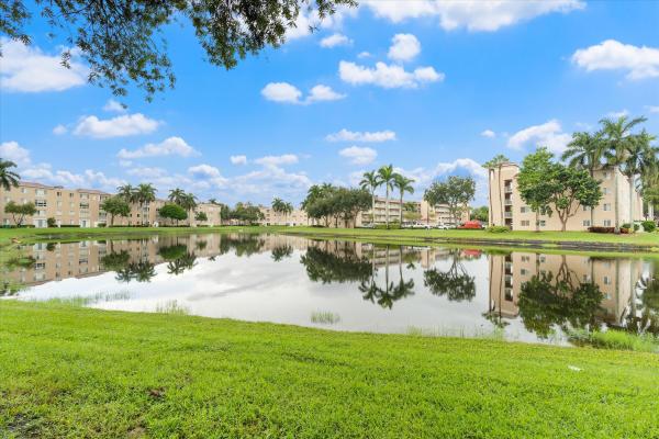5749 Gemstone Ct #401, Boynton Beach, Florida 33437, image 1