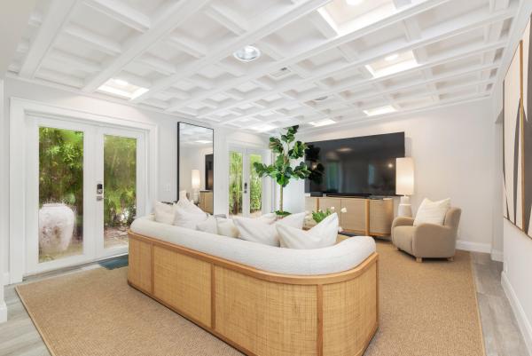 Elwa Place, 246 Elwa Pl, West Palm Beach, Florida 33405, image 1