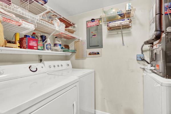 338 Knotty Pine Cir #D-1, Greenacres, Florida 33463, image 1