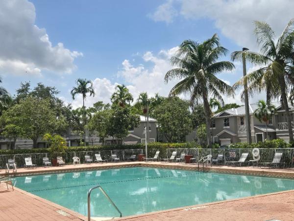 Shoma Villas At Royal Palm Beach, 2306 Shoma Ln, Royal Palm Beach, Florida 33414, image 1