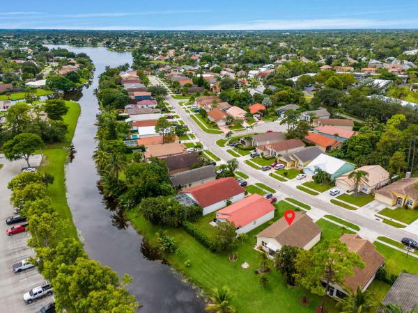 Monterey On The Lake, 656 Lake Wellington Dr, Wellington, Florida 33414, image 1