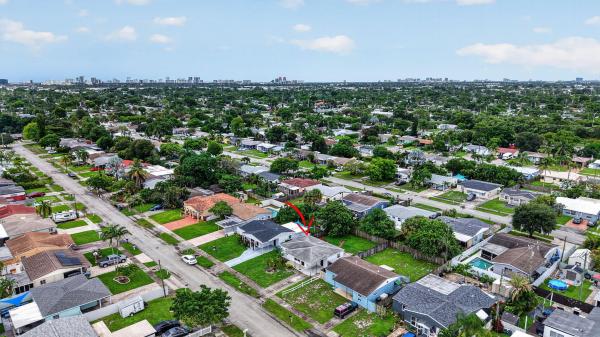 North Andrews Terrace, 410 NW 52nd Ct, Oakland Park, Florida 33309, image 1