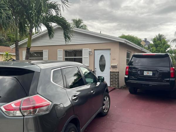 Delray Manor, 509 SW 10th St, Delray Beach, Florida 33444, image 1