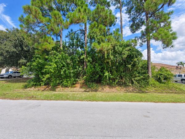 Gatlin Pines, 1483 SW Malaga Ave, Port St. Lucie, Florida 34953, image 1