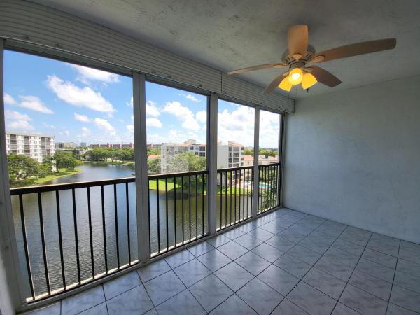 Water Chase At Cypress Bend, 2232 N Cypress Bend Dr #707, Pompano Beach, Florida 33069, image 1