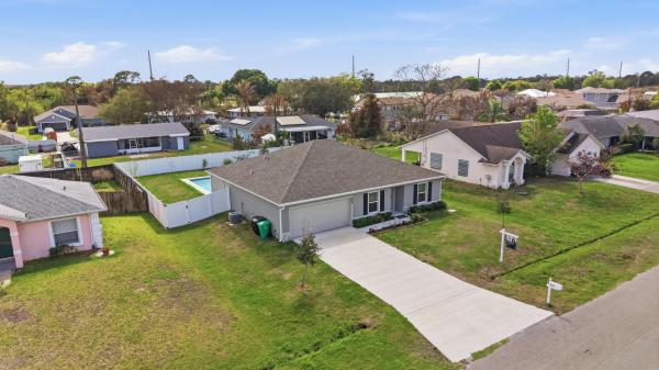 684 SE Crescent Ave, Port St. Lucie, Florida 34984, image 1