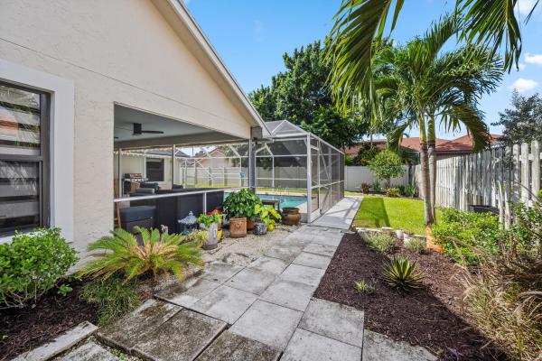Lynton Circle Of Greenview Shores 2, 1991 Lynton Cir, Wellington, Florida 33414, image 1