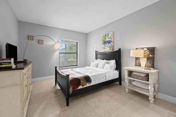 La Quinta, 13329 Polo Club Rd #105, Wellington, Florida 33414, image 1