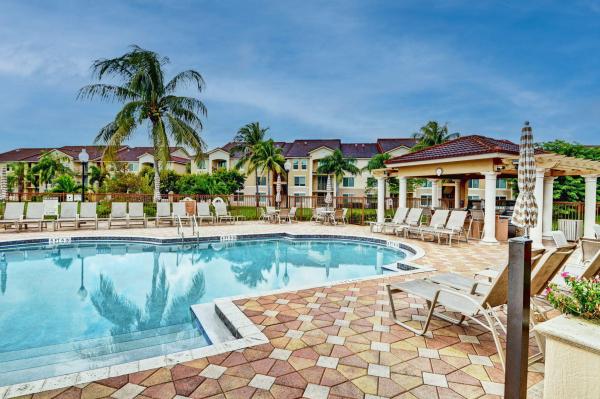 417 Villa Cir, Boynton Beach, Florida 33435, image 1
