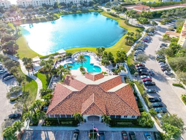 Harbour Isle West, 36 Harbour Isle Dr #304, Fort Pierce, Florida 34949, image 1