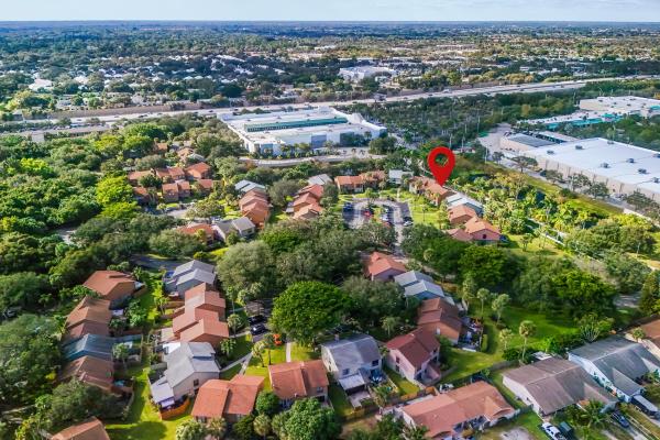 Sandtree Townhouses, 310 Sandtree Dr, Palm Beach Gardens, Florida 33403, image 1