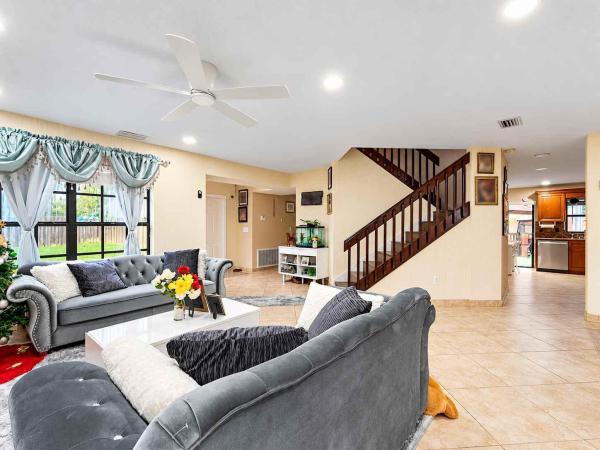 Cinnamon Ridge Estates At Honeywoods, 1431 SW 87th Way, Pembroke Pines, Florida 33025, image 1