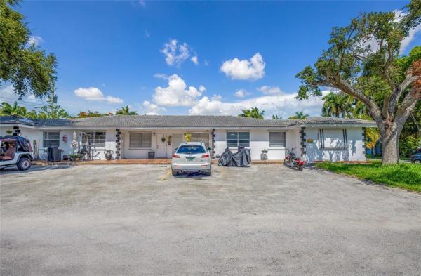 213 SE Park St #1-6, Dania Beach, Florida 33004, image 1