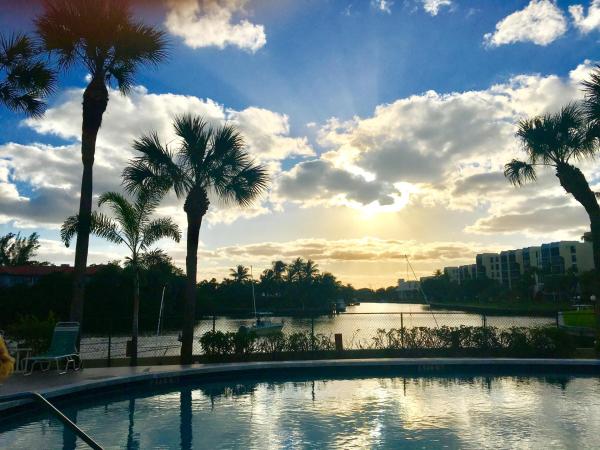 Boca Bayou, 8 Royal Palm Way #1040, Boca Raton, Florida 33432, image 1