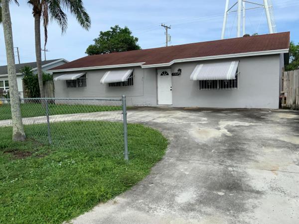 Mangonia Hills, 5708 Driftwood St, Mangonia Park, Florida 33407, image 1