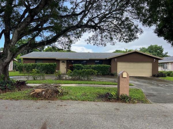 Palm Beach Lakes North, 4214 Waverly Dr, West Palm Beach, Florida 33407, image 1