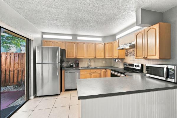 Lakewood Of Palm Springs, 159 Lake Arbor Dr, Palm Springs, Florida 33461, image 1