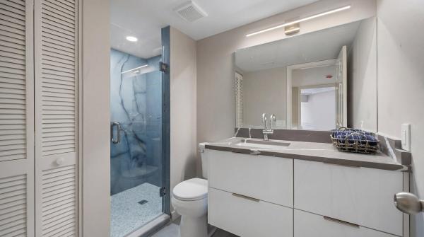Winchester Courts, 4348 Hazel Ave #B, Palm Beach Gardens, Florida 33410, image 1