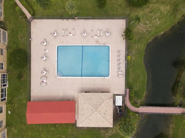 Bermuda Club, 6350 NW 62nd St #212, Tamarac, Florida 33319, image 1