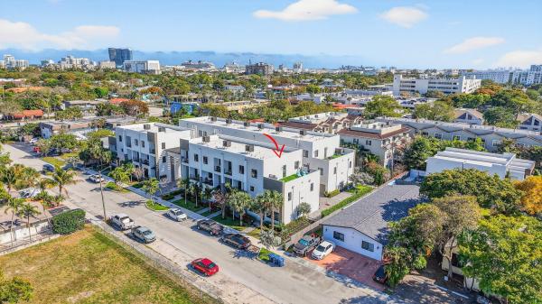 Parc 12 Townhomes, 410 SE 12th Ct, Fort Lauderdale, Florida 33316, image 1