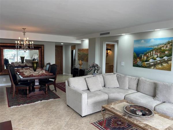 Golden Horn, 427 Golden Isles Dr #14C, Hallandale Beach, Florida 33009, image 1