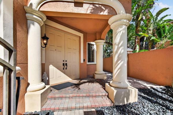 Legends, 2790 Kinsington Cir #26-2, Weston, Florida 33332, image 1