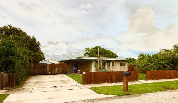 Lantana Heights, 1014 S 9th St, Lantana, Florida 33462, image 1