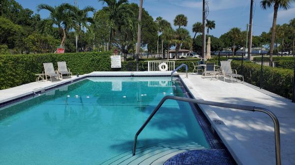 31 S Golfview Rd #12, Lake Worth Beach, Florida 33460, image 1