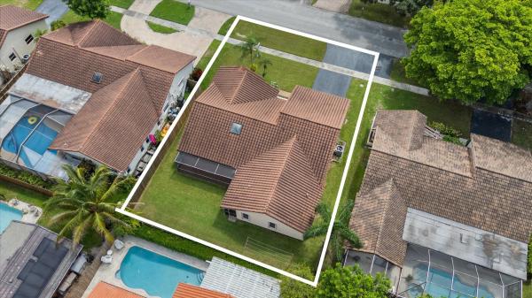 Nob Hill Estates, 10407 NW 7th St, Plantation, Florida 33324, image 1