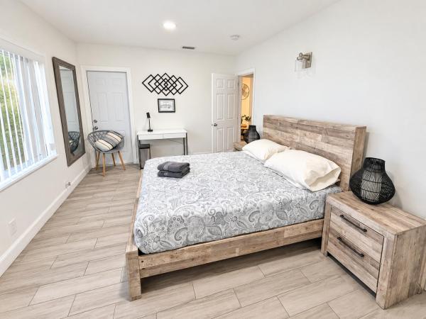 Poinsettia Heights, 1345 NE 15th Ave #2, Fort Lauderdale, Florida 33304, image 1