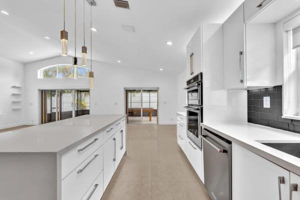 Banyan Oakridge, 3307 SW 49th St, Hollywood, Florida 33312, image 1