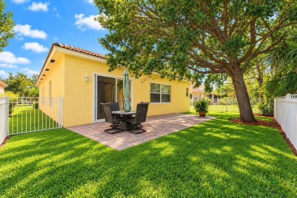 Portofino Shores, 6128 Spring Lake Ter, Fort Pierce, Florida 34951, image 1