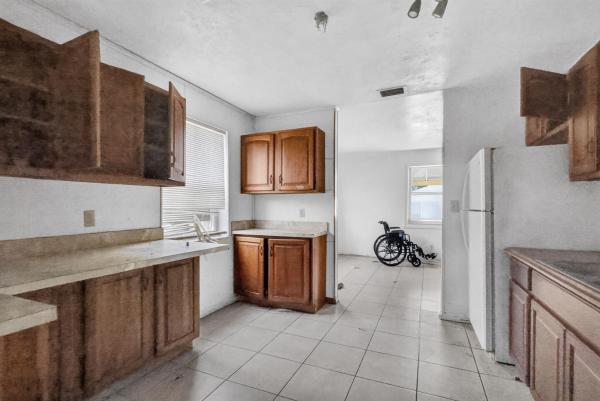 Riviera Beach Heights, 825 W 5th St, Riviera Beach, Florida 33404, image 1