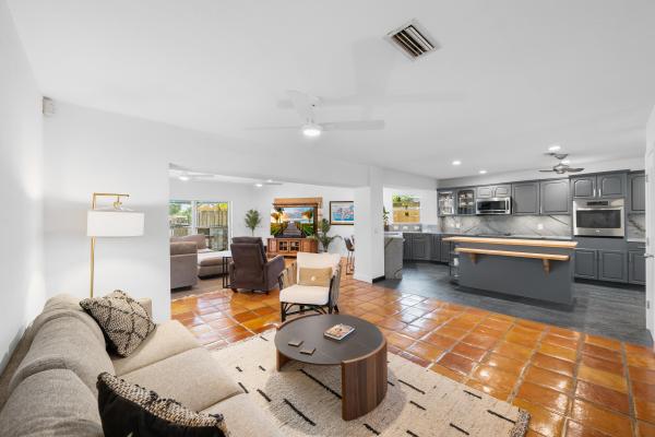 Coral Point, 2108 NE 24th St, Wilton Manors, Florida 33305, image 1