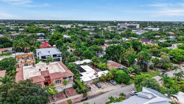 Lake Ridge, 1123-1125A NE 14th Ave #1-3, Fort Lauderdale, Florida 33304, image 1
