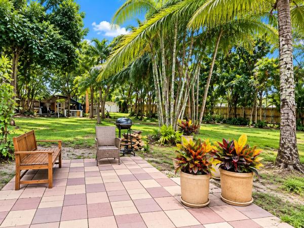 Loxahatchee Groves Residential, 151 Temple Dr, Loxahatchee Groves, Florida 33470, image 1