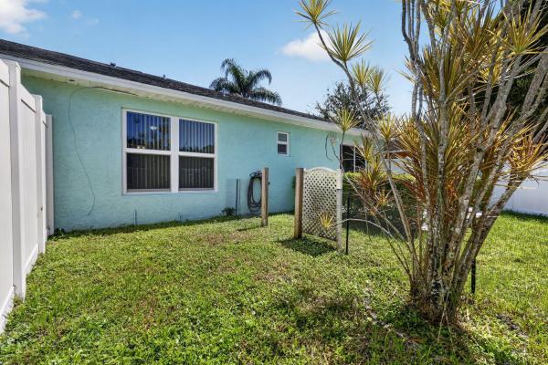 The Courts At Boynton Place, 10468 Boynton Place Cir, Boynton Beach, Florida 33437, image 1