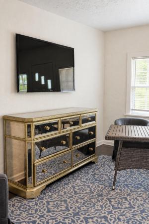 Southland Park, 234 E Greenwood Dr, West Palm Beach, Florida 33405, image 1